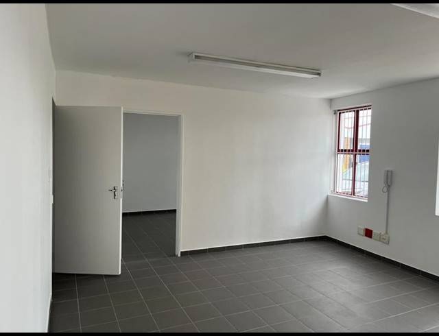 INDUSTRIAL PROPERTY TO RENT IN KILLARNEY GARDENS
